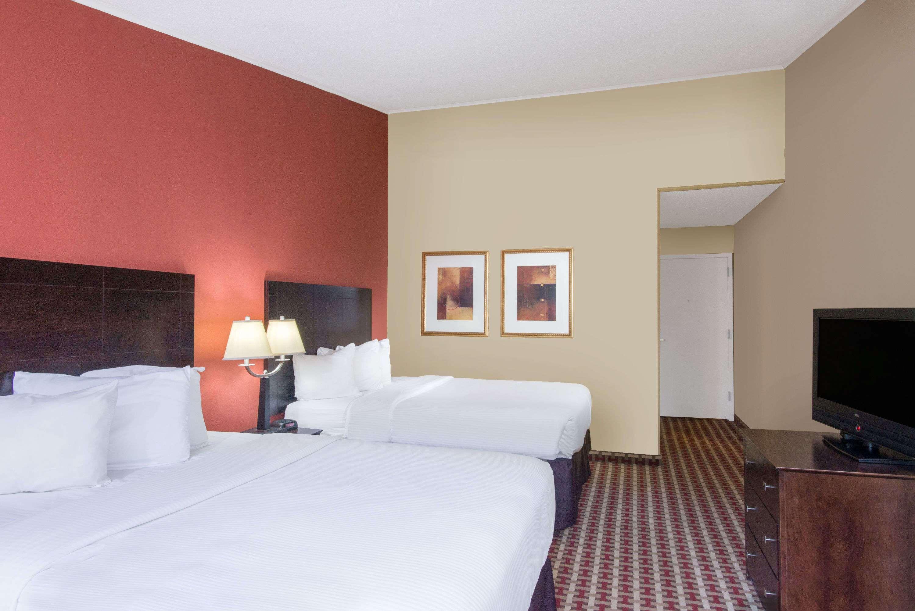 Ramada By Wyndham Allentown Bethlehem Eksteriør bilde