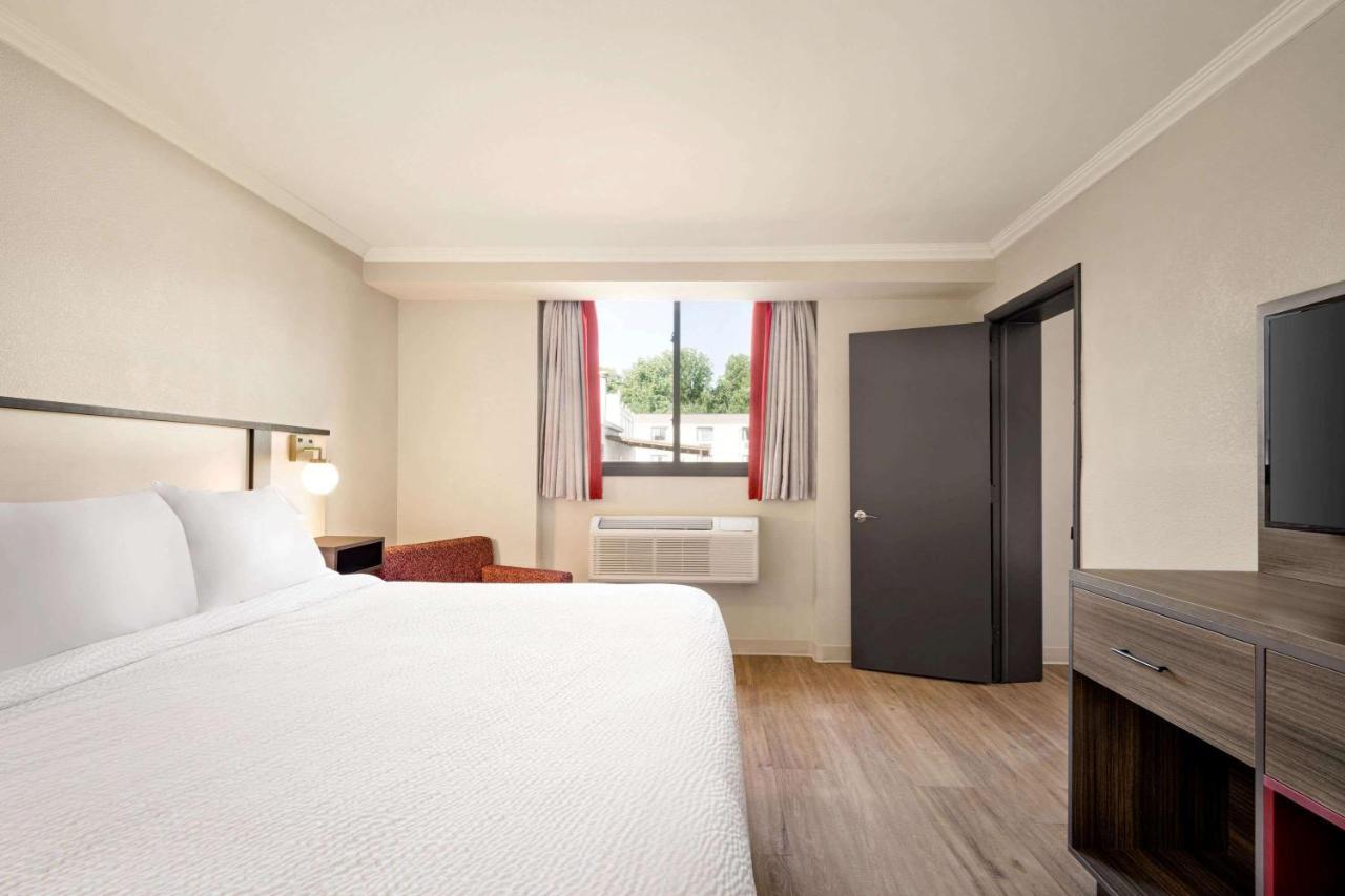 Ramada By Wyndham Allentown Bethlehem Eksteriør bilde
