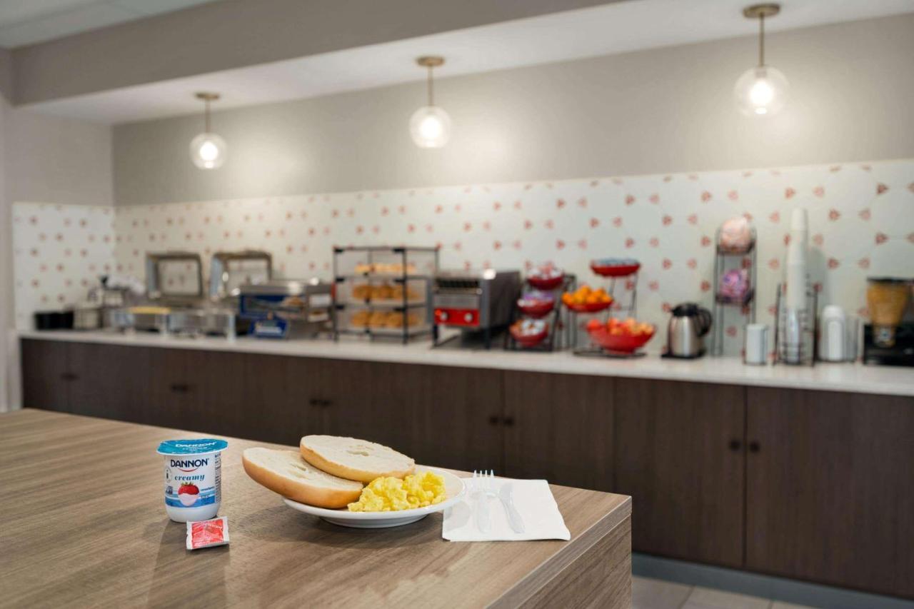 Ramada By Wyndham Allentown Bethlehem Eksteriør bilde